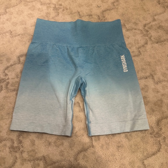 Gymshark shorts size small ombré blue - Picture 1 of 3